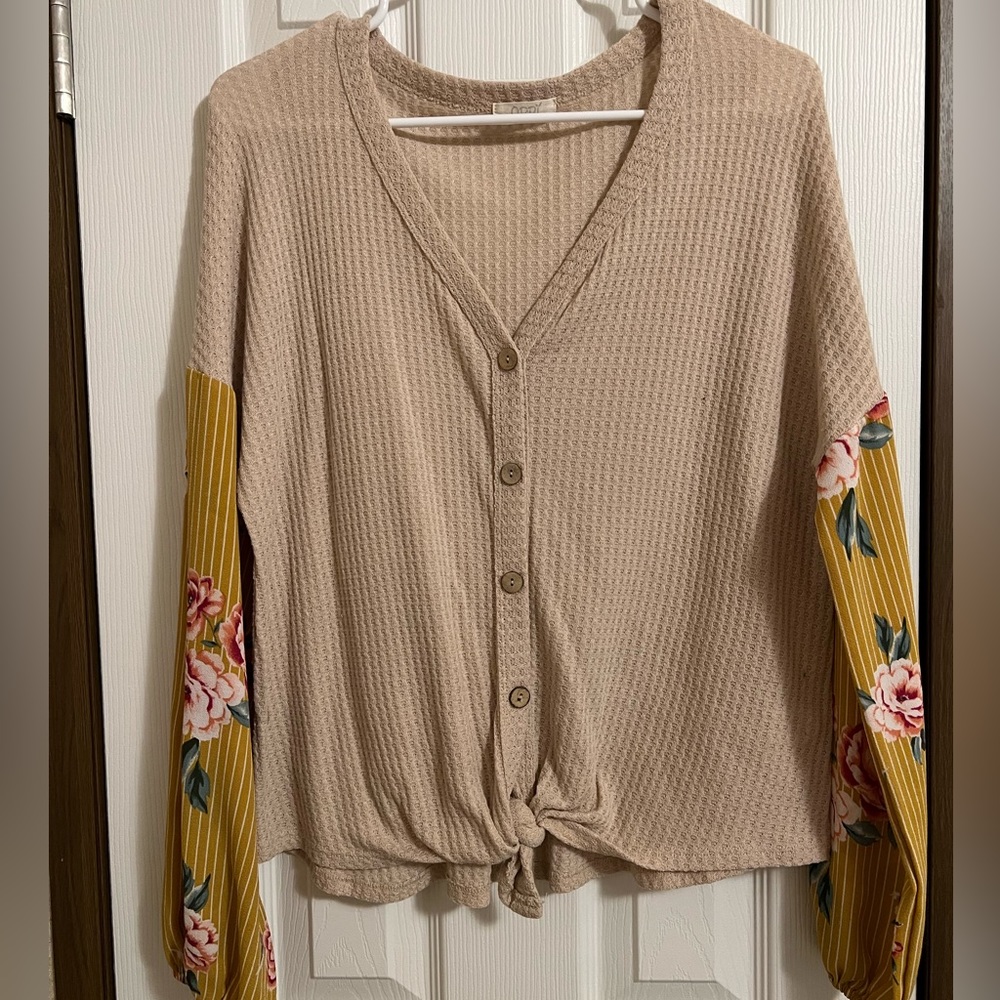 Women’s long sleeve waffle print blouse